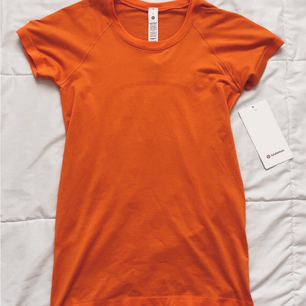 Lululemon Athletica Orange Short Sleeve Tee